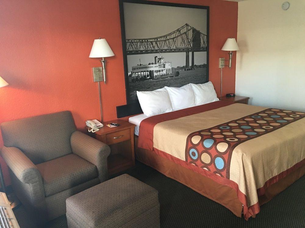 Super 8 By Wyndham Baton Rouge/I-10 Motel Екстериор снимка