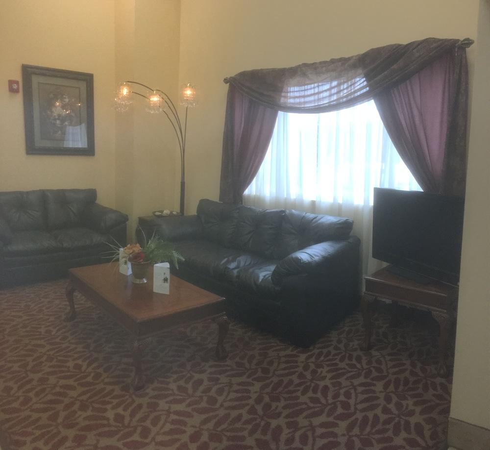 Super 8 By Wyndham Baton Rouge/I-10 Motel Екстериор снимка