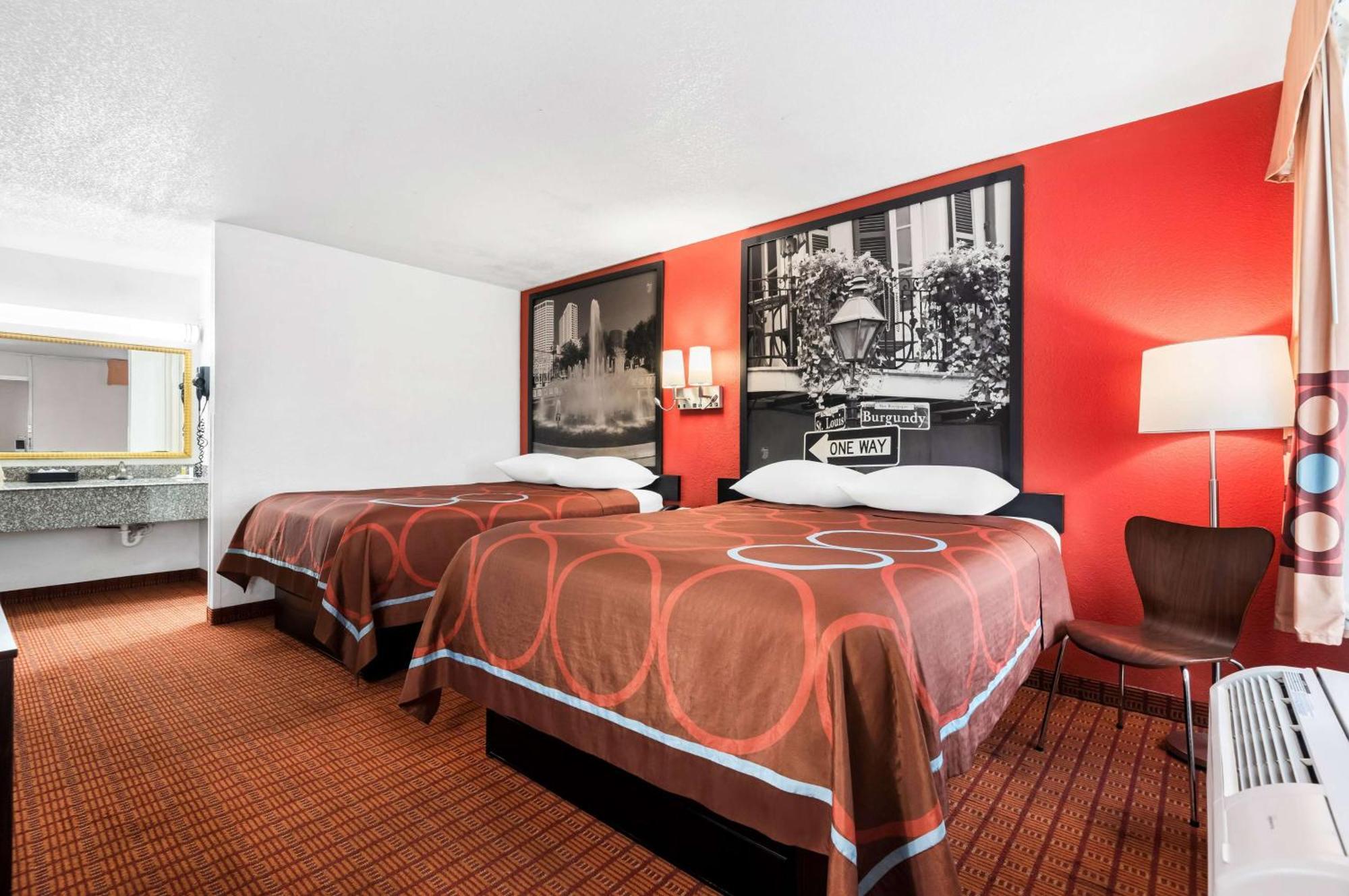 Super 8 By Wyndham Baton Rouge/I-10 Motel Екстериор снимка